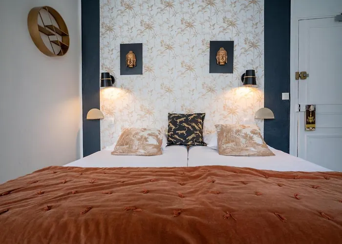 Hotel Nouvel 3*